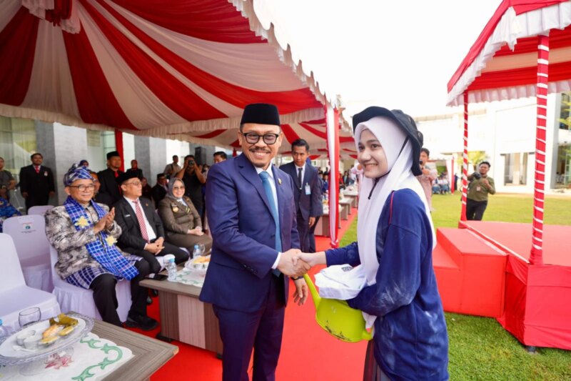 Gubernur Suhardi Duka Soroti Tingginya Angka Putus Sekolah, Pemprov Siapkan Program Penanganan – Detiktoday.com