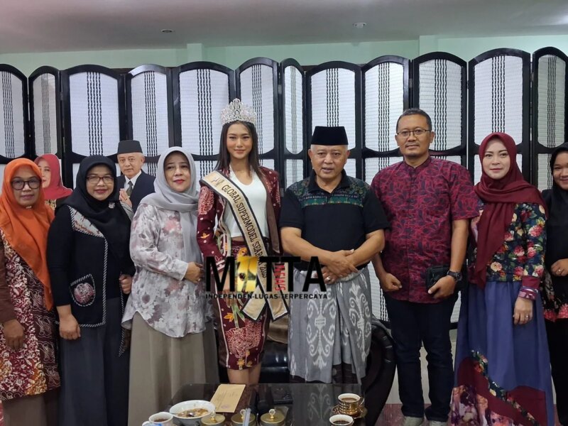 Bupati Malang Apresiasi Almira Perkenalkan Batik Khas Kabupaten Malang Ke Kancah Nasional  – Detiktoday.com