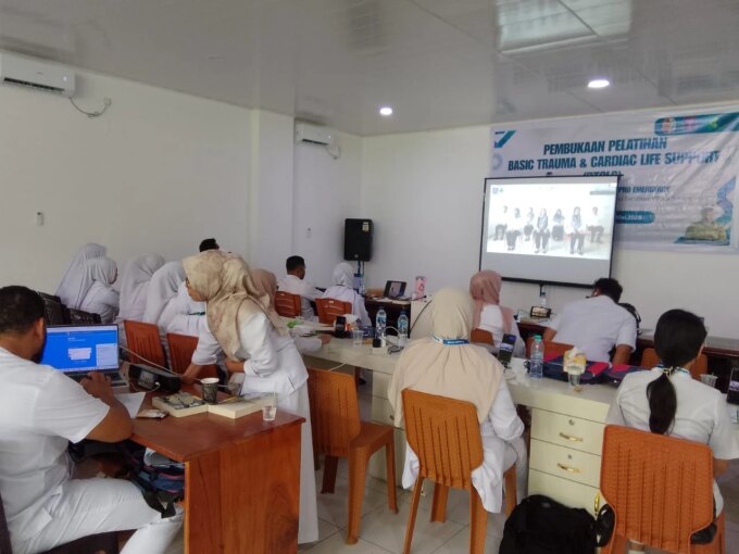 RSUD Fakfak Gelar Pelatihan BTCLS Tingkatkan Kompetensi Perawat – Detiktoday.com