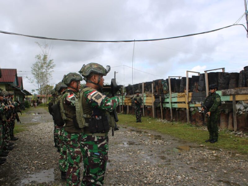 Wapangkoops TNI Habema Tinjau Kesiapsiagaan Prajurit di Pos Kotis Dekai