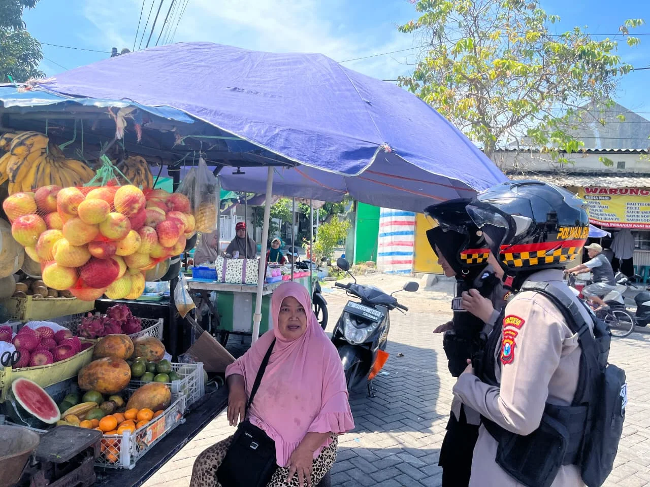Polwan Jenggala Presisi Polresta Sidoarjo Ajak Warga Jaga Kamtibmas – Detiktoday.com