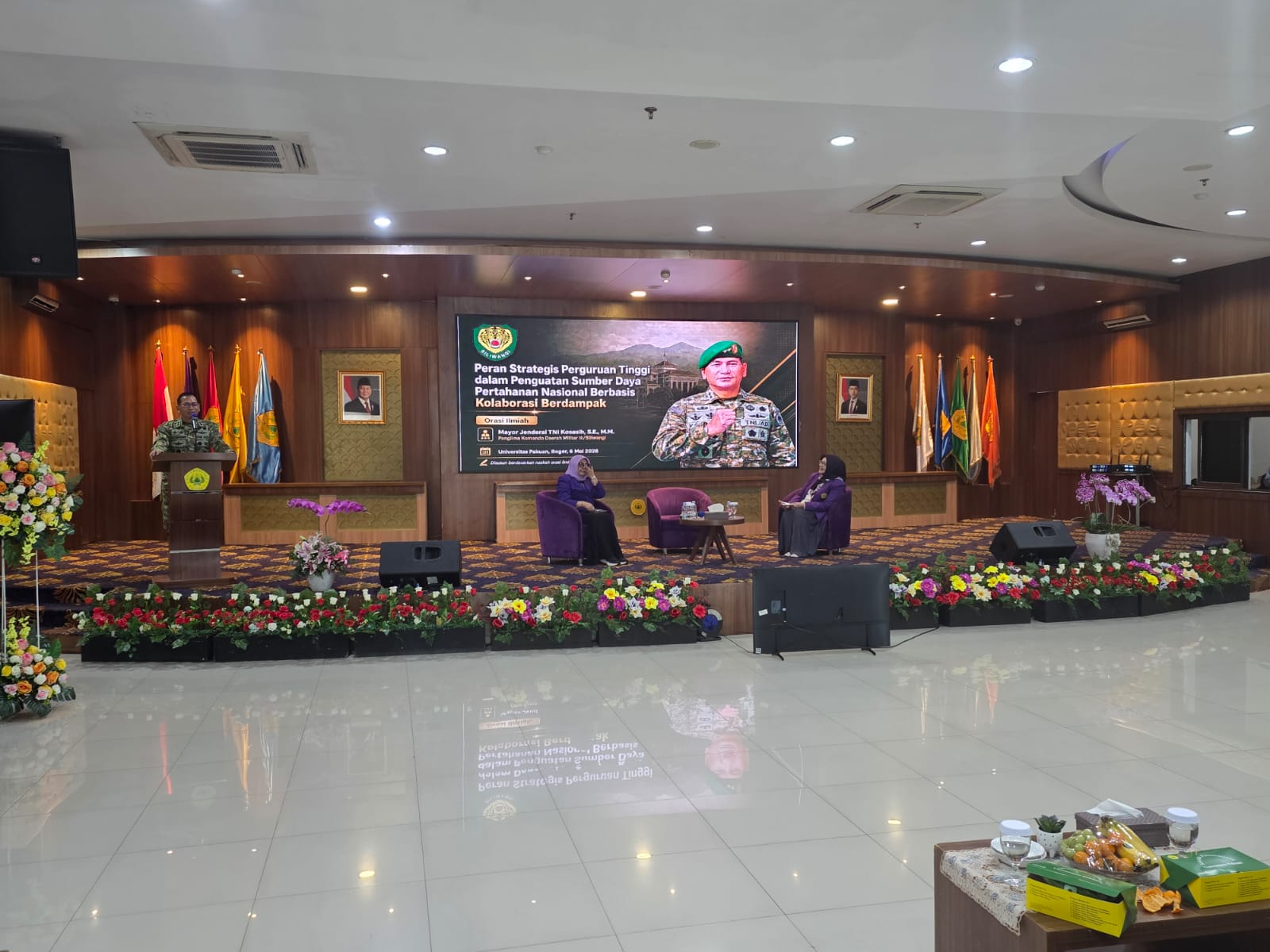 Panglima Kodam III/Siliwangi, Mayor Jenderal TNI Kosasih, Membuka Seminar Nasional di Universitas Pakuan Bogor