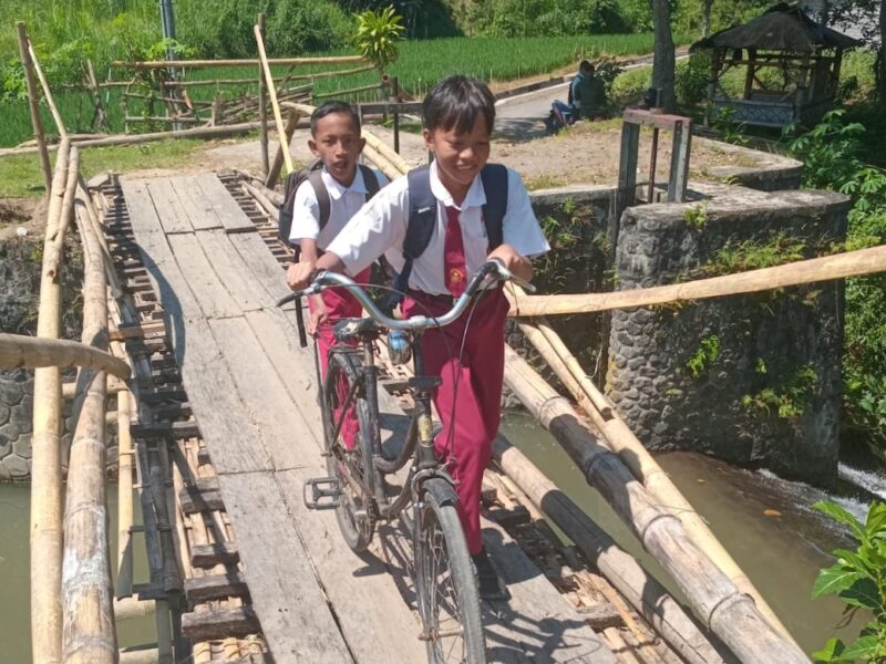 Jembatan Sesek Dinilai Berbahaya, Danrem Untoro Prioritaskan Bangun Jembatan Garuda