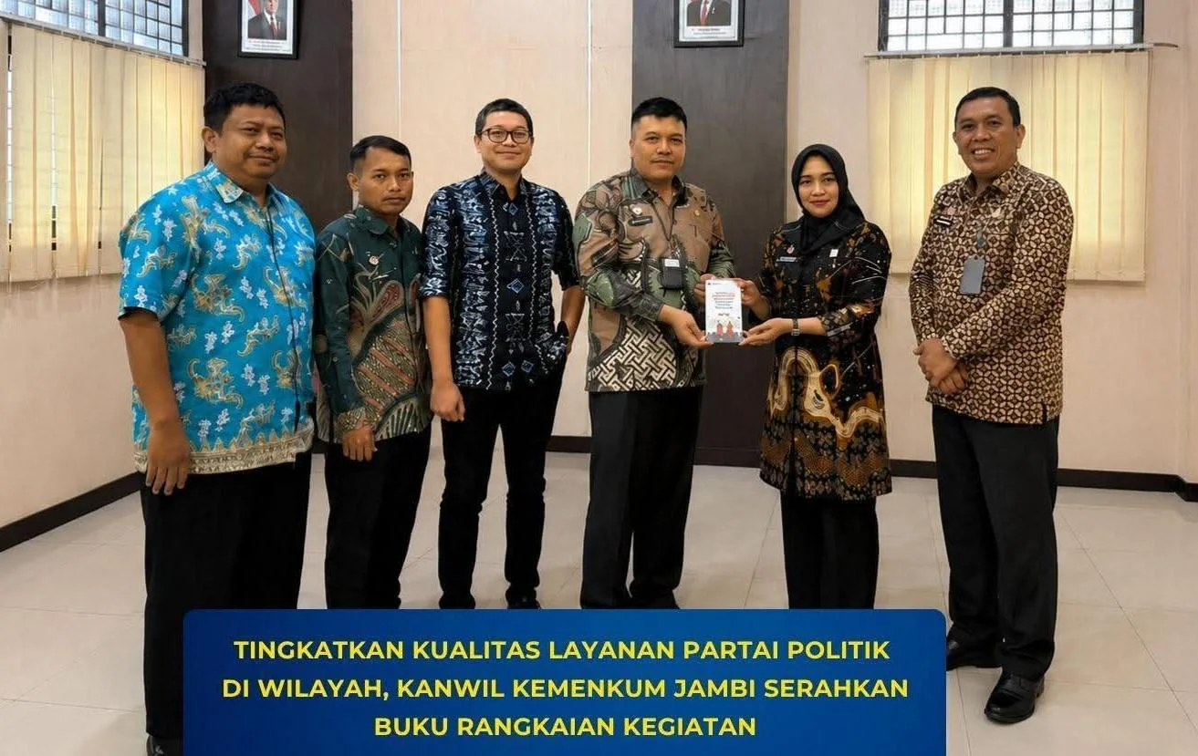 Kanwil Kemenkum Jambi Serahkan Buku Rangkaian Sosialisasi Layanan Partai Politik – Detiktoday.com