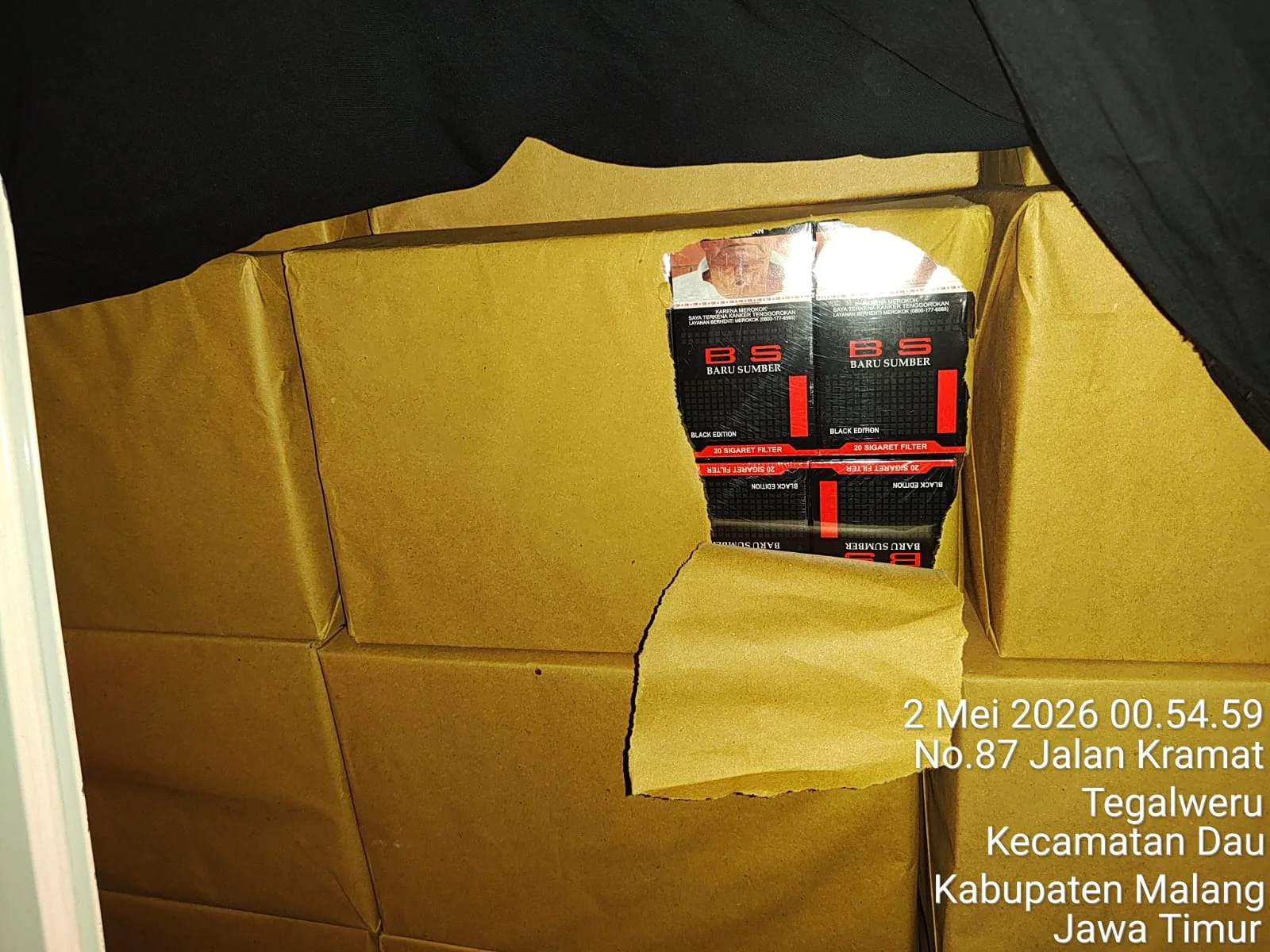 Gagalkan Peredaran Rokok Ilegal, Bea Cukai Malang Kejar Pelaku Yang Melarikan Diri – Detiktoday.com
