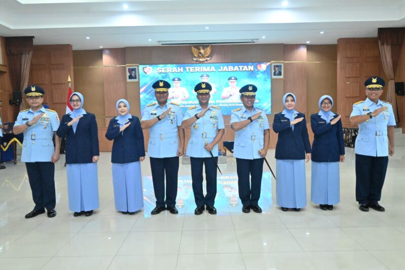 Pimpin Sertijab Danlanud HLM, Pangkodau I Apreasiasi Peran Penting Strategis Lanud HLM