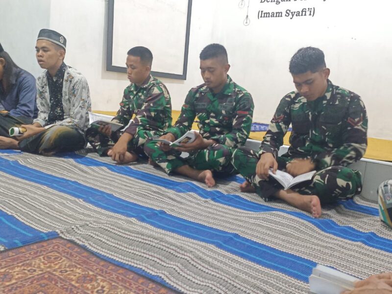 Pererat Silaturahmi dengan Yasinan Bareng Warga