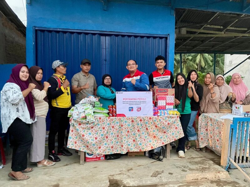 Pertamina Patra Niaga Regional Sumbagsel Tanggap Darurat Salurkan Bantuan Kemanusiaan Bencana Banjir di Kabupaten Lebong – Detiktoday.com