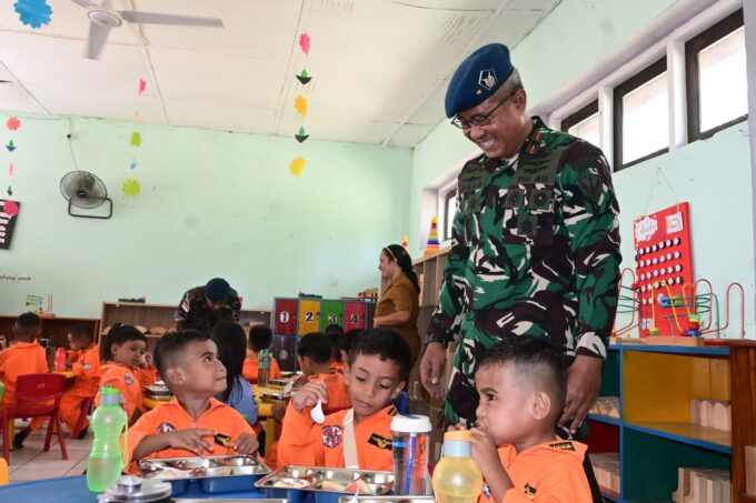 SPPG Lanud El Tari Distribusikan Perdana MBG kepada Siswa TK Angkasa