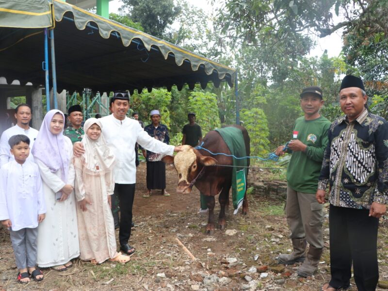 Tak Sekadar Kurban, Dandim 0807 Bangun Kedekatan dengan Warga Ngepoh