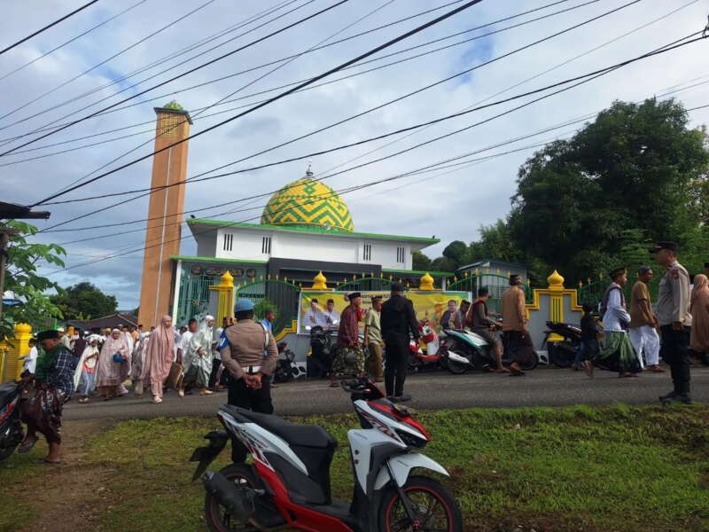 Kapolres Fakfak Perintahakan 43 Personel Amankan Sholat Idul Adha 1447 H, Ibadah Berlangsung Aman dan Khusyuk – Detiktoday.com
