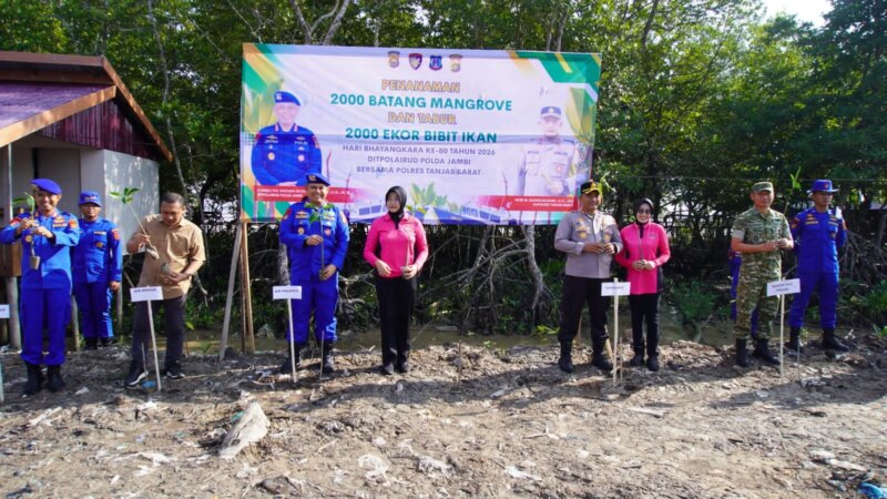 Sambut HUT Bhayangkara ke-80, Ditpolairud Polda Jambi Tanam 2.000 Mangrove dan Tebar Bibit Ikan – Detiktoday.com