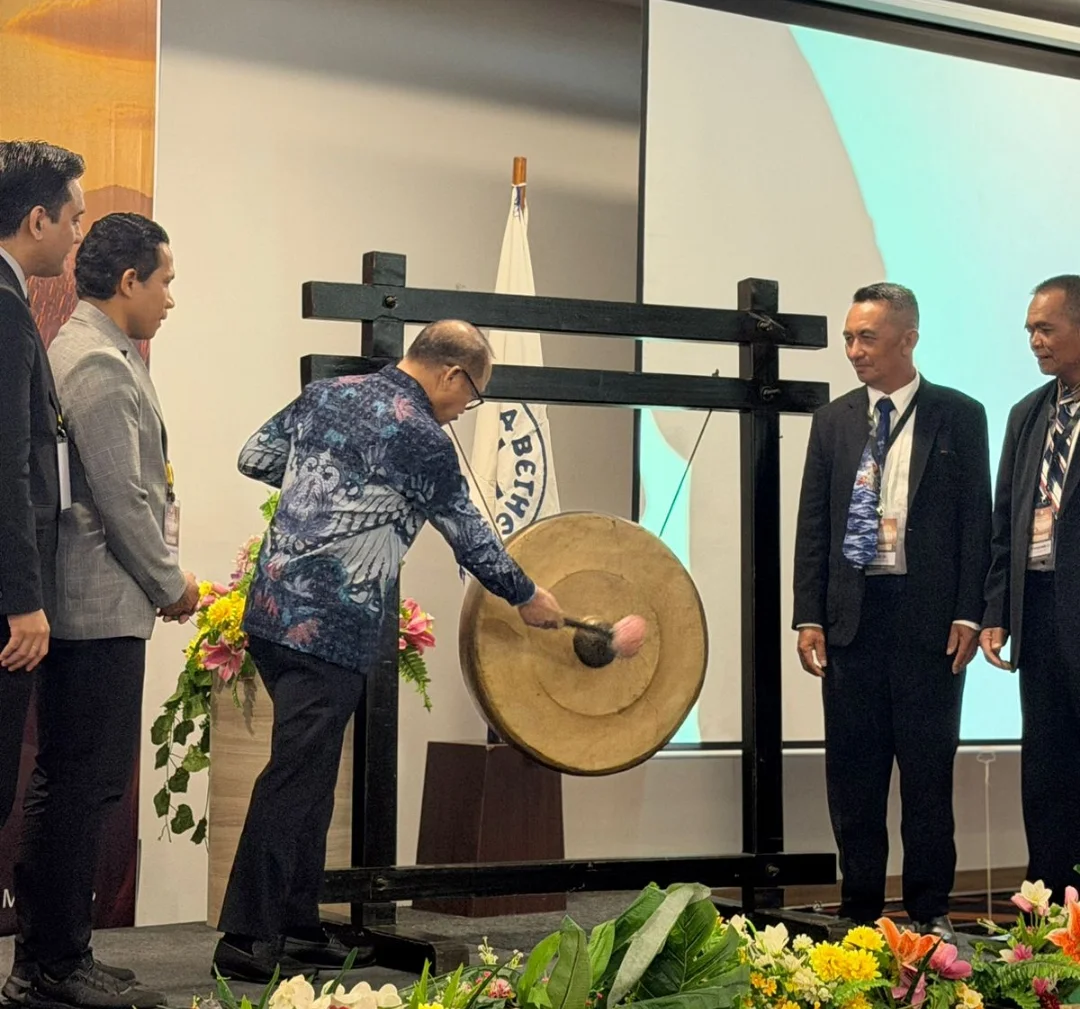 Buka SMD Khusus GBI Sulbar, Suhardi Duka Dorong Peran Gereja Bangun Daerah – Detiktoday.com