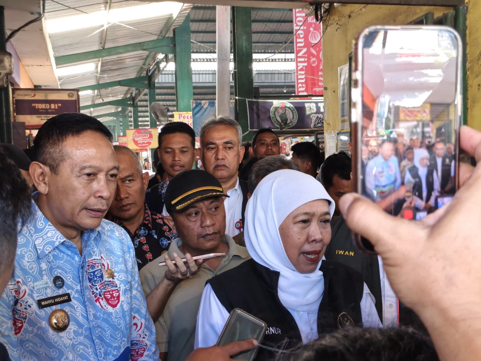 Gubernur Jatim Temukan Kelangkaan Beras SPHP dan Minyakita di Pasar Klojen Malang – Detiktoday.com