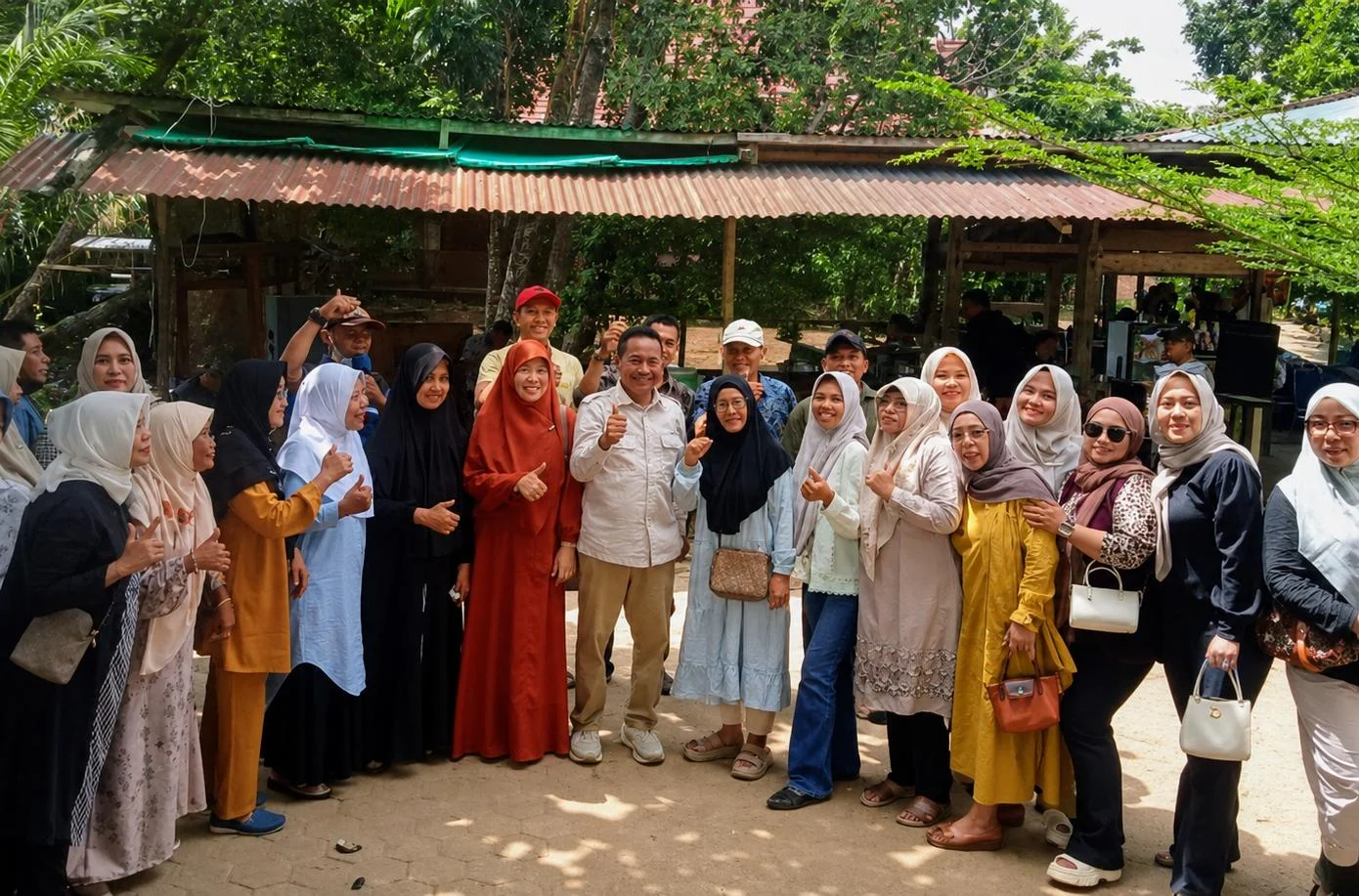 Anggota Komisi II DPRD Batang Hari Tampung Aspirasi Warga Muara Bulian – Detiktoday.com