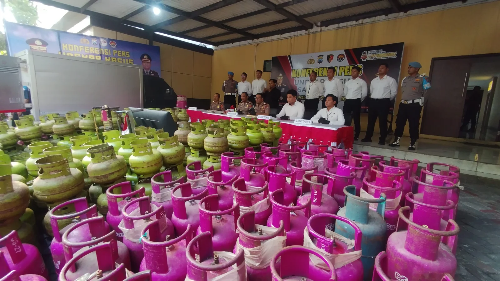 Polresta Sidoarjo Bongkar Praktik Pengoplosan LPG Subsidi, Dua Pelaku Ditangkap Satu Buron – Detiktoday.com