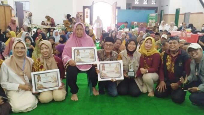 Semarak Hari Lansia ke-30 Kapas Madya Surabaya, Ratusan Lansia Diajak Sehat dan Mandiri  – Detiktoday.com