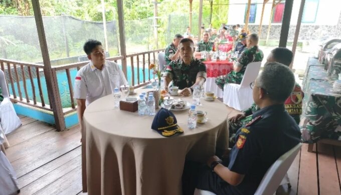 Perkuat Pengawasan Perbatasan, Imigrasi Putussibau Hadiri Kunker Pangdam XII/Tpr di Pos Kotis Badau – Detiktoday.com