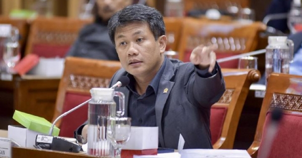 Dekolonisasi Pikiran adalah Kunci Memutus Rantai Trauma