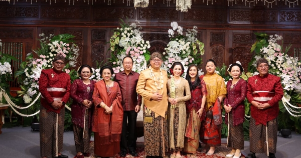 Dihadiri Megawati dan Sri Sultan HB X, Resepsi Pernikahan Putra Sekjen PDI Perjuangan Hasto Kristiyanto Berlangsung Hangat