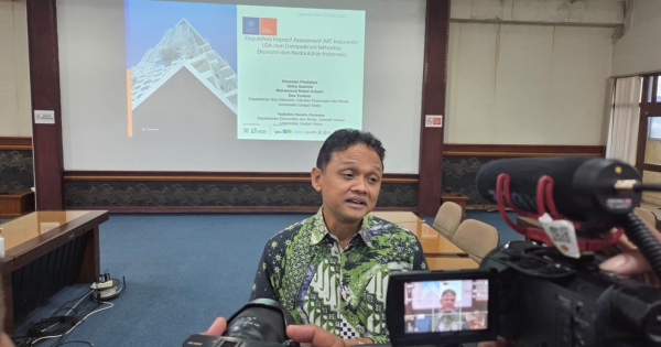 Ekonom UGM Rimawan Pradiptyo Sebut Agreement On Reciprocal Trade USA & Indonesia Bentuk Penjajahan Gaya Baru