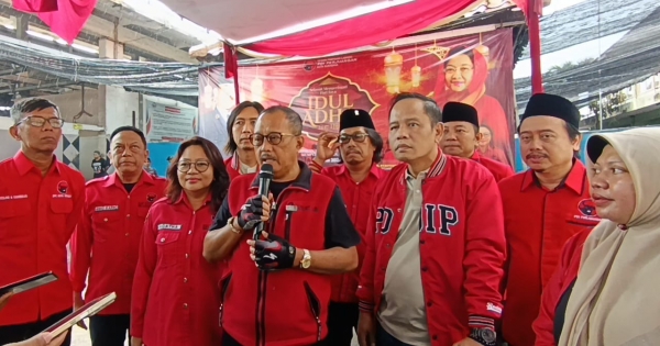 PDI Perjuangan Surabaya Sembelih 14 Sapi di RPH, Ganti Kresek dengan Besek