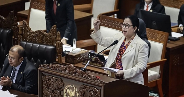 Puan Sebut Negara Harus Tingkatkan Perlindungan Buruh di Momen May Day