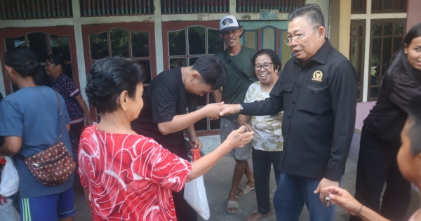 Rutin Kunjungi Desa hingga Pelosok, Cornelis Ingatkan Pentingnya Menyiapkan Generasi Berkualitas