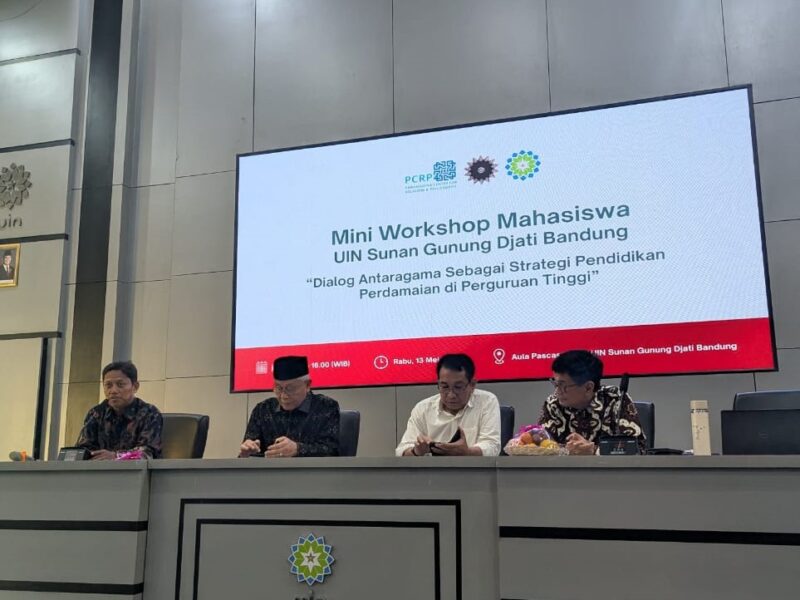 Prodi SAA dan PCRP Gelar Diskusi Pendidikan Perdamaian Hadirkan Mantan Kapuspen TNI