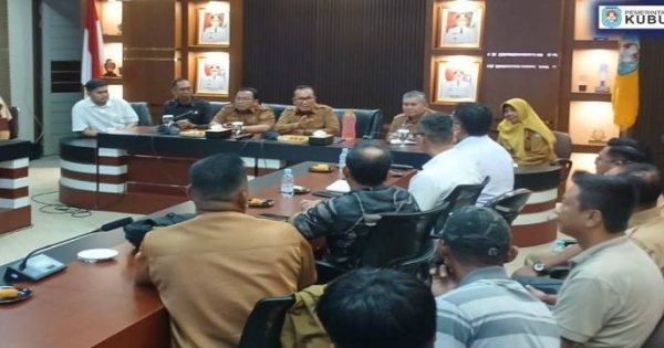 Kapal Penumpang Kembali Beroperasi Normal