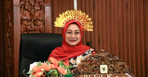 Yuni Ajak Masyarakat Semangat Bergotong royong Dalam Membangun Bangsa