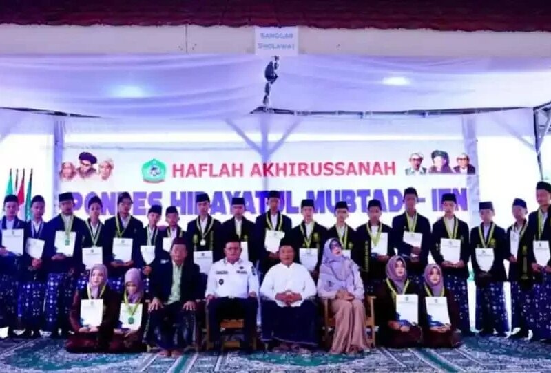 Wali Kota Prabumulih Hadiri Pelaksanaan Haflah Akhirussanah Ponpes Hidayatul Mubtadi-ien – Detiktoday.com