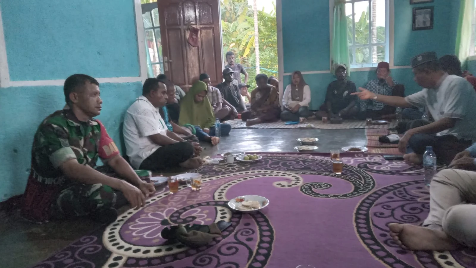 Dukung Program Strategis Nasiona, Babinsa Danaweria Perkuat Sinergi dengan Aparatur dan Tokoh Adat – Detiktoday.com