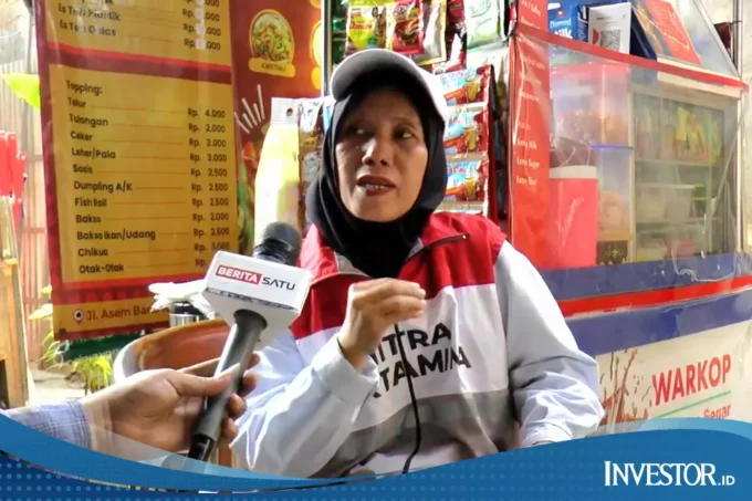 Siti Kalut, Terpaksa Gadai Cincin KawinSiti Kalut, Terpaksa Gadai Cincin Kawin