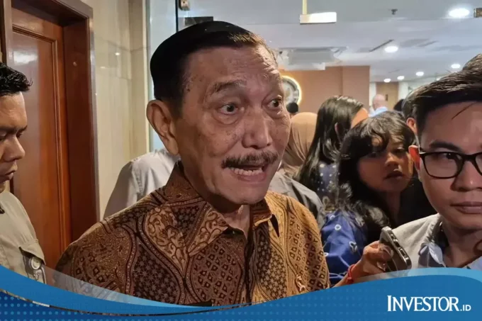 Luhut Ungkap Penyebab Ekonomi Tumbuh, tapi Kemiskinan Meningkat