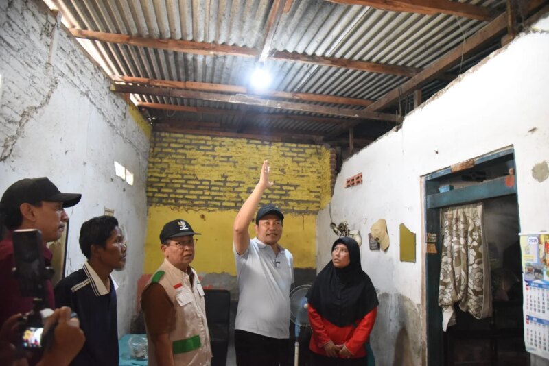 Bupati Subandi Temukan Empat RTLH Nyaris Roboh di Pabean, Renovasi Darurat Dimulai Juni Ini – Detiktoday.com