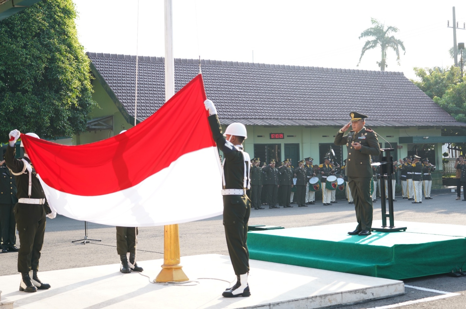 Pancasila Pemersatu Bangsa dan Fondasi Perdamaian Dunia