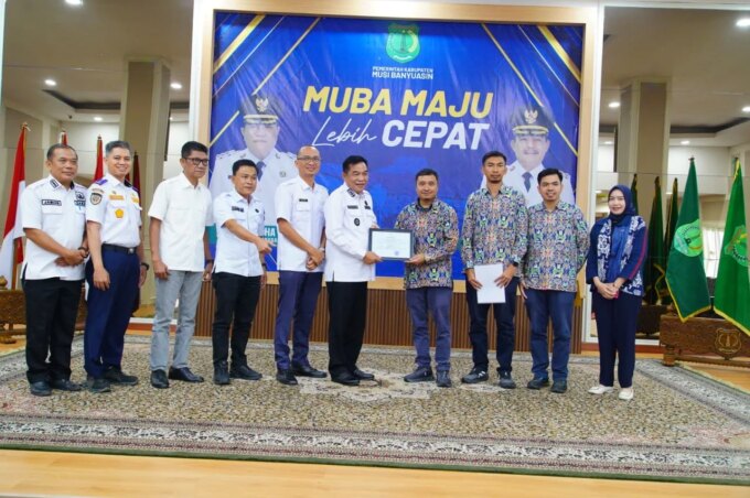 Bupati Toha Terima Sertifikat Desain Jembatan P6 Lalan, Minta Pembangunan Dipercepat – Detiktoday.com