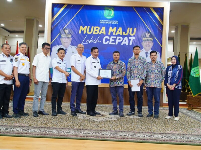 Bupati Toha Terima Sertifikat Desain Jembatan P6 Lalan, Minta Pembangunan Dipercepat – Detiktoday.com
