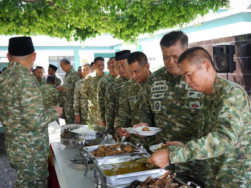 Lewat Momen Sederhana, Danrem 081/DSJ Rawat Kebersamaan dan Soliditas Satuan