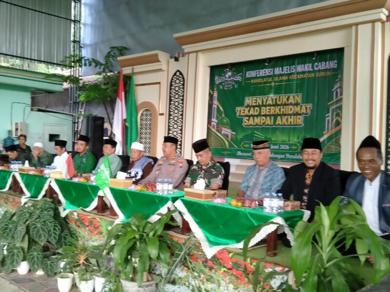 Sinergitas TNI-Polri Hadiri Konferensi MWC NU Suruh, Perkuat Keamanan dan Kerukunan di Trenggalek