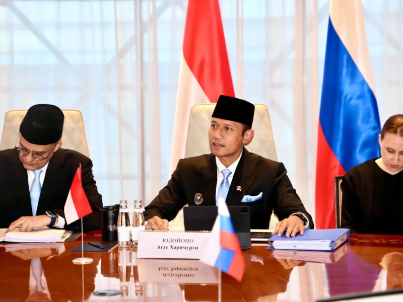 Bertemu Menteri Transportasi Rusia, Menko AHY Bahas Kerja Sama Kereta Api dan Energi Rendah Karbon – Detiktoday.com