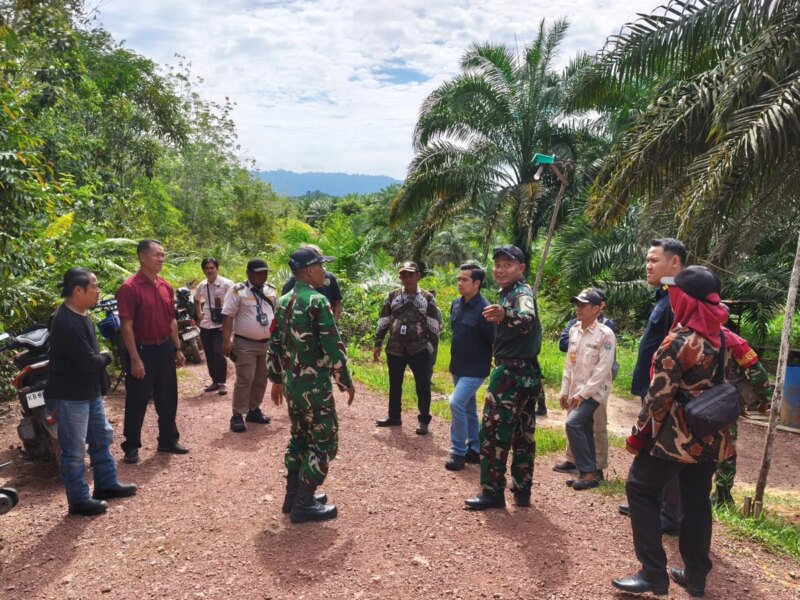 Imigrasi Putussibau dan Timpora Gelar Operasi Gabungan di Perbatasan Badau Kapuas Hulu  – Detiktoday.com