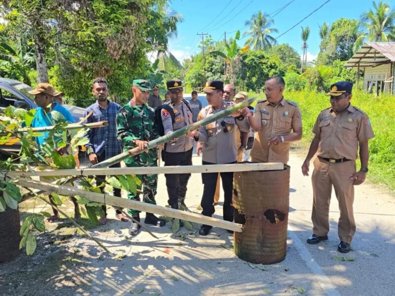 Askses Jalan Bandara Siboru Kembali Normal, Dandim 1803/Fakfak Siap Kawal Hasil Musyawarah – Detiktoday.com