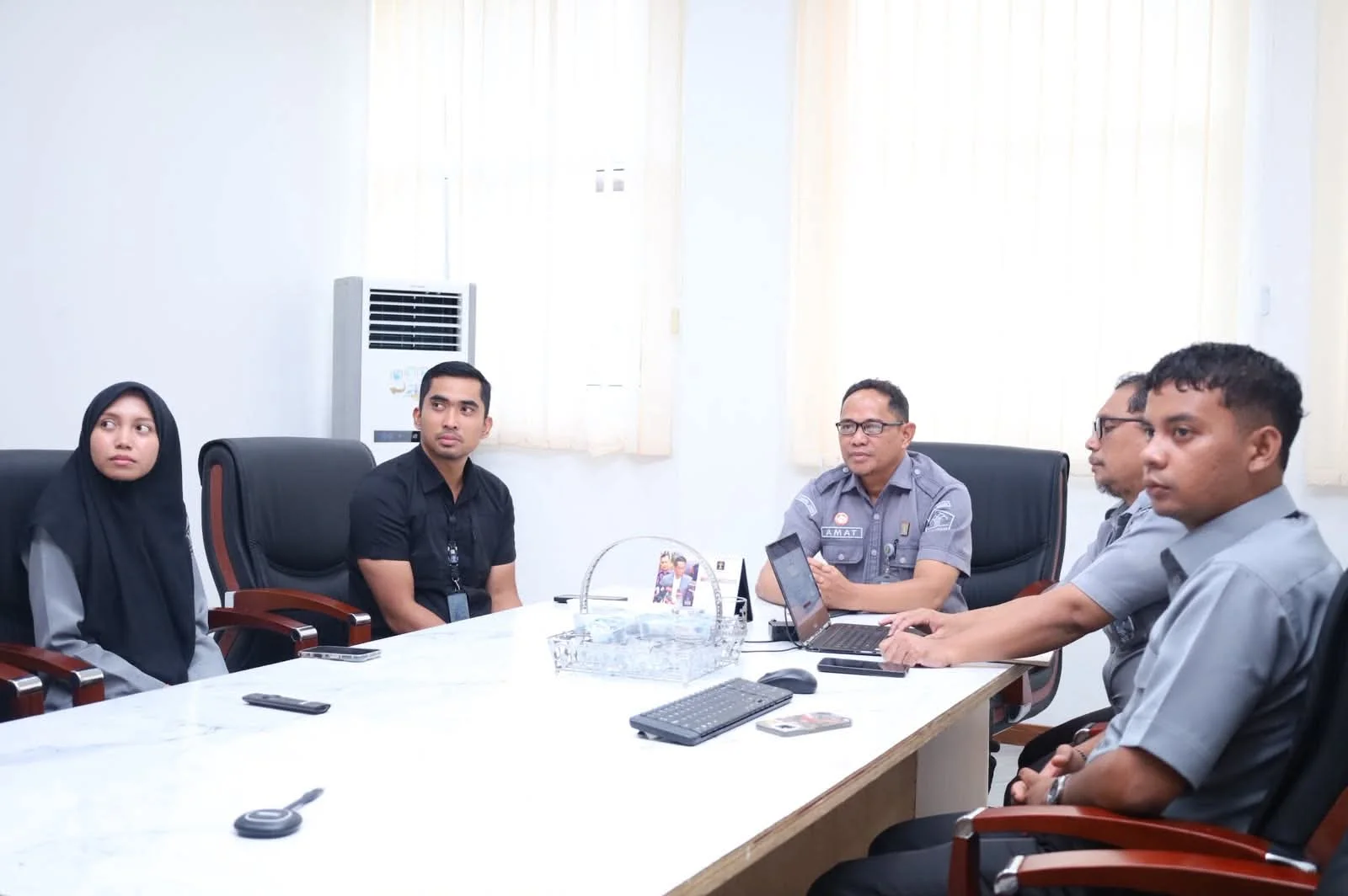 Kanwil Kemenkum Jambi Ikuti Evaluasi Nasional Pelayanan Publik, Jonson Siagian Dorong Layanan Makin Prima – Detiktoday.com