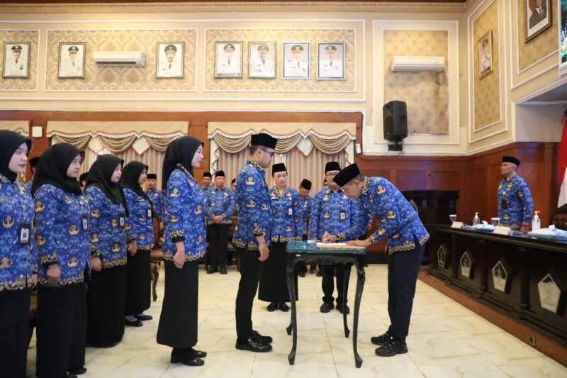 Walikota Malang Lantik Pejabat Fungsional, Begini Amanat Wahyu Hidayat – Detiktoday.com