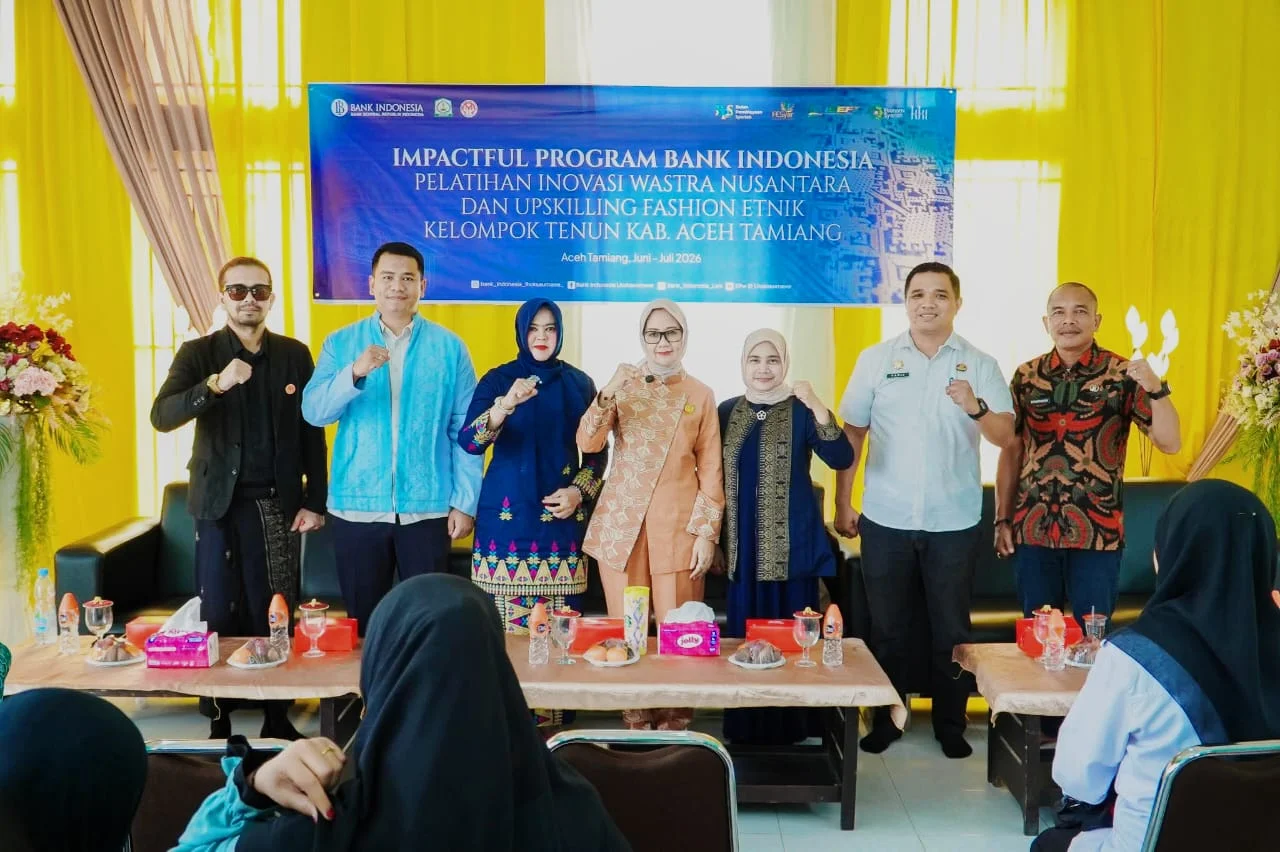 Ketua Dekranasda Aceh Tamiang Buka Pelatihan Inovasi Wastra dan Upskilling Fashion Etnik – Detiktoday.com