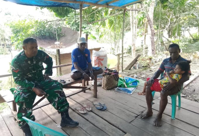 Tingkatkan Ketahanan Pangan, Babinsa Koramil 1803-07/Kramongmongga Dorong Warga Manfaatkan Lahan Tidur – Detiktoday.com