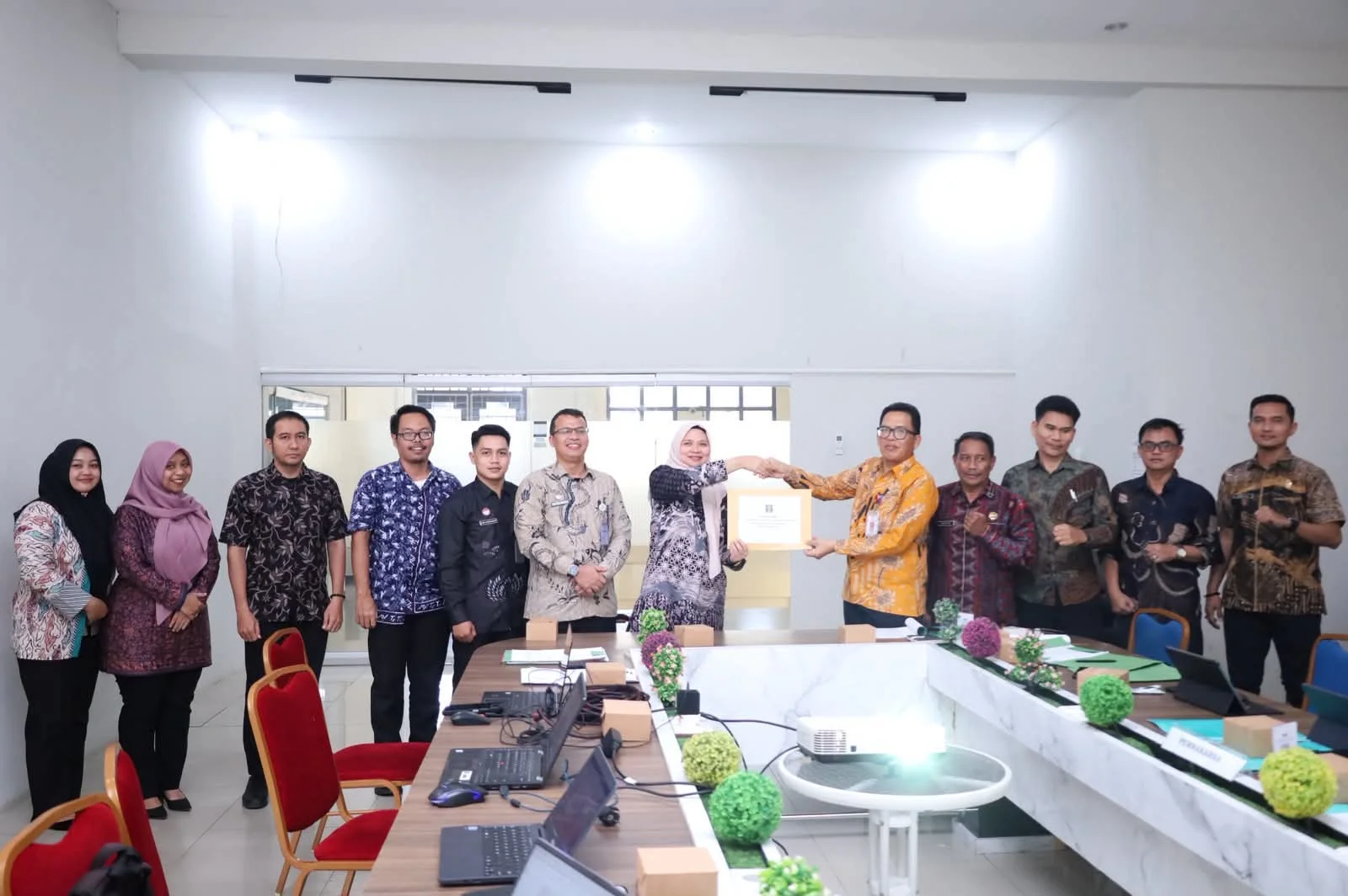 Kemenkum Jambi Harmonisasi Dua Raperbup Sarolangun, Perkuat Tata Kelola RSUD dan Pengelolaan Anggaran – Detiktoday.com