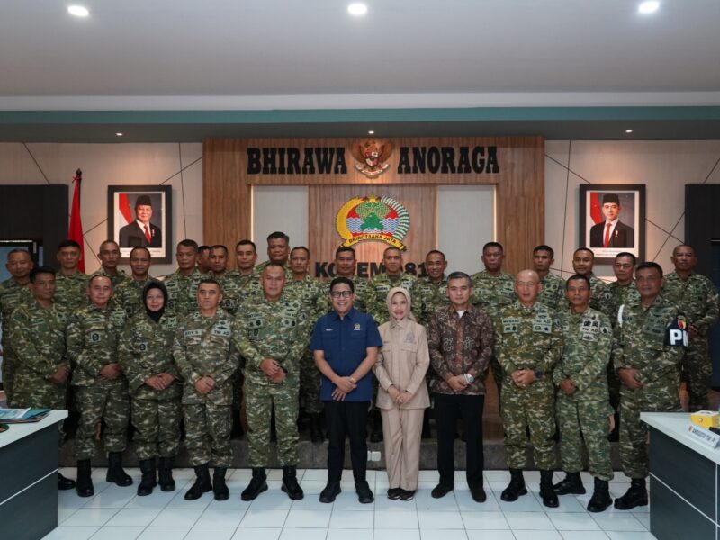 Korem 081/DSJ Terima Kunjungan Kerja Komisi I DPR RI